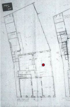 Ground plan of Nieuwegracht 6. The red dot marks the room where the paintings hung. Municipal Archives, Utrecht