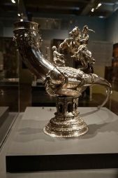 13. Drinking horn of Saint George's (Voetboog) guild, depicting on the top Saint George about to kill the dragon and rescue a lady who is kneeling imploringly before him, 1566, attributed to Frederik Jans, silver, Amsterdam Museum. Photo: Hans Verbeek